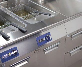 fryers-in-well-cooking-e-XP-700-900-electrolux-professional-dim-1600x800-1-330x270-1.jpg